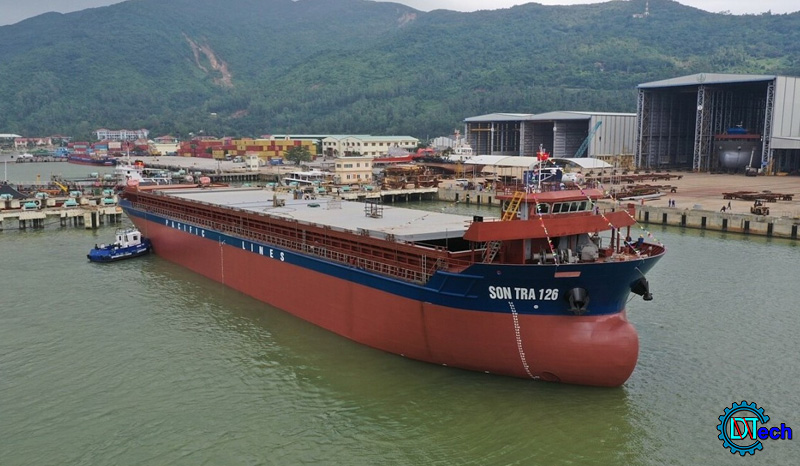 Đóng mới tàu container Sơn Trà 126